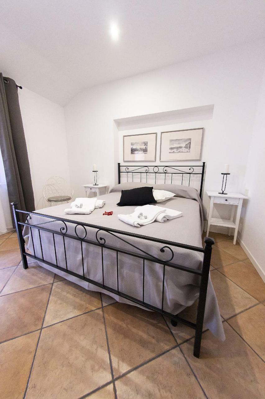Vivaverona Rooms Bagian luar foto