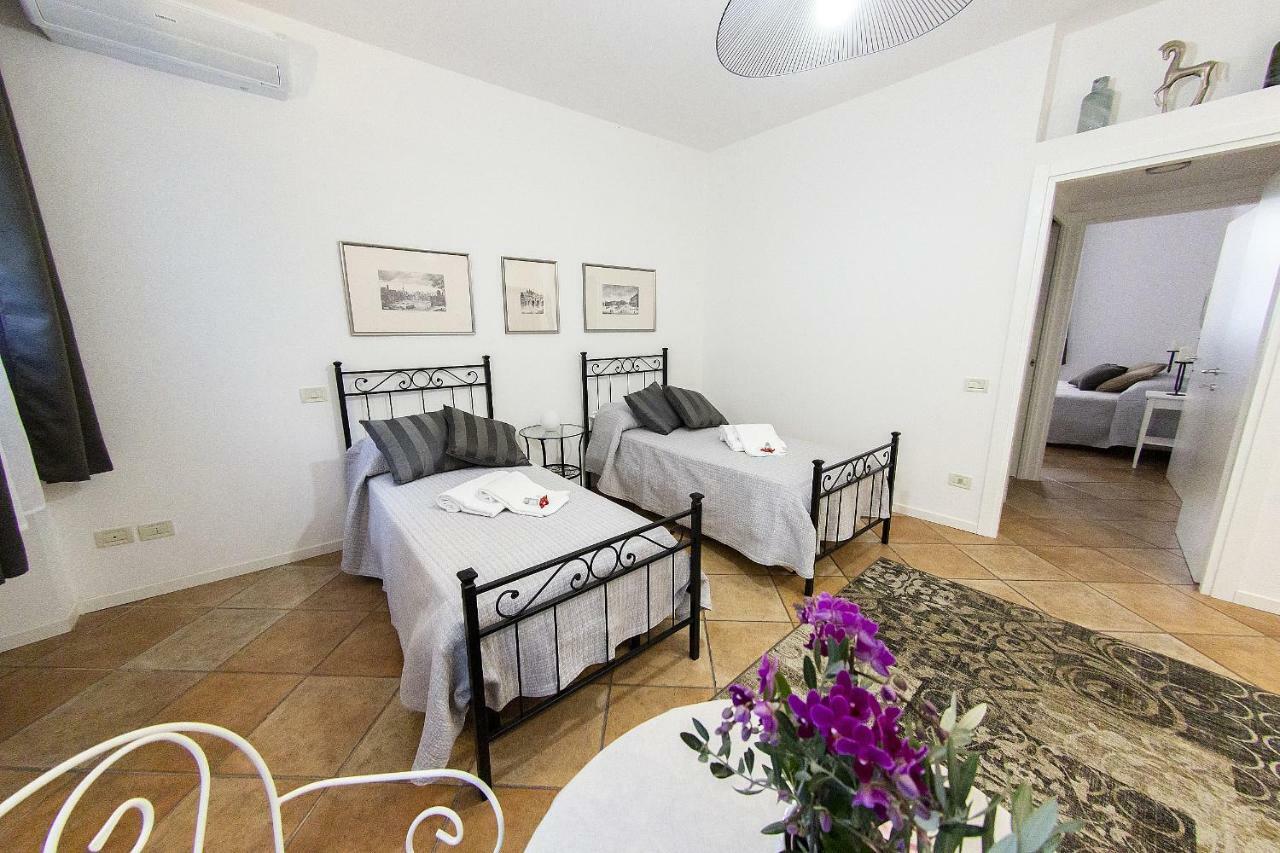 Vivaverona Rooms Bagian luar foto
