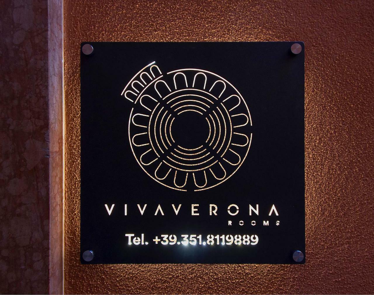 Vivaverona Rooms Bagian luar foto