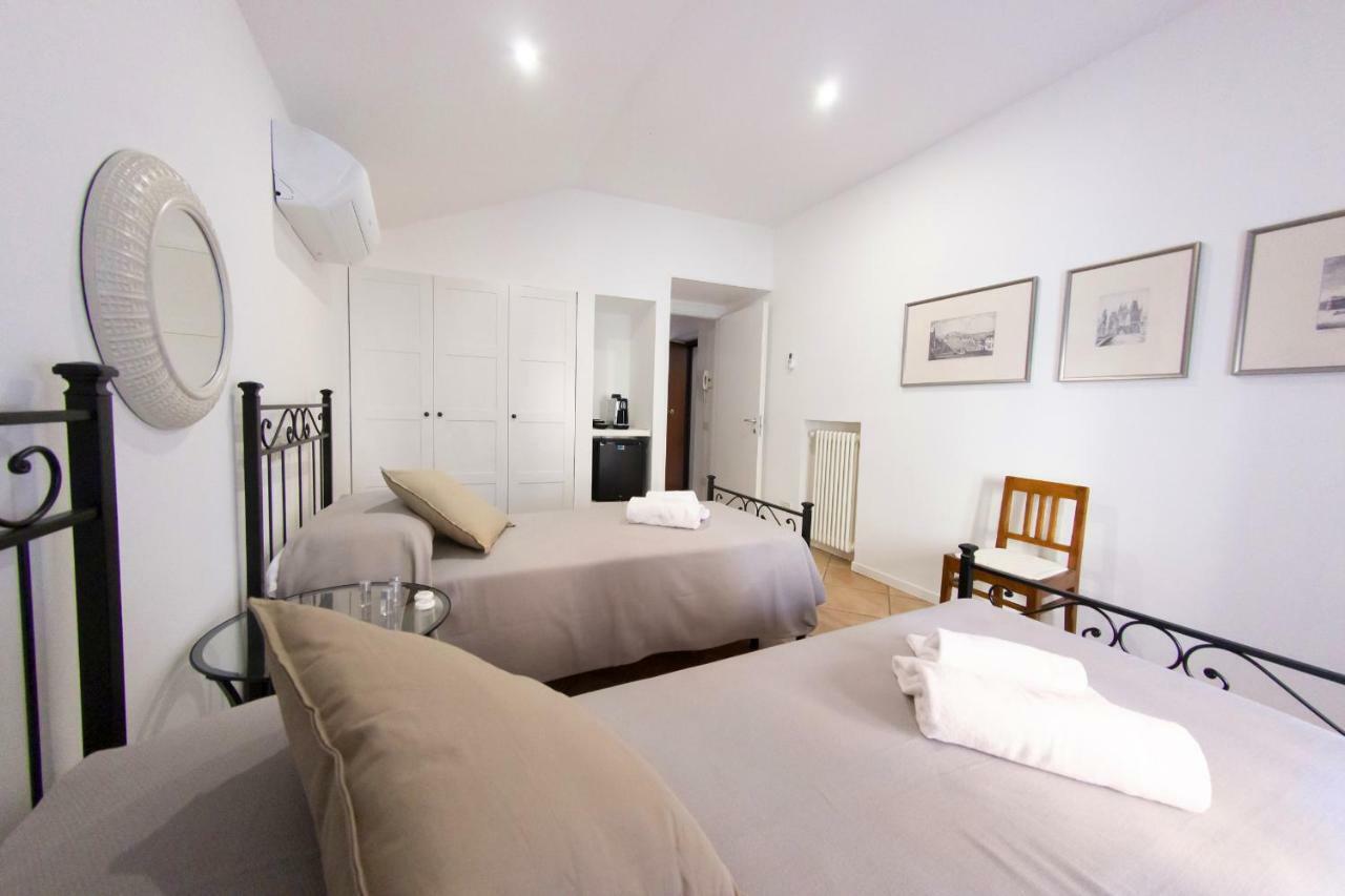 Vivaverona Rooms Bagian luar foto