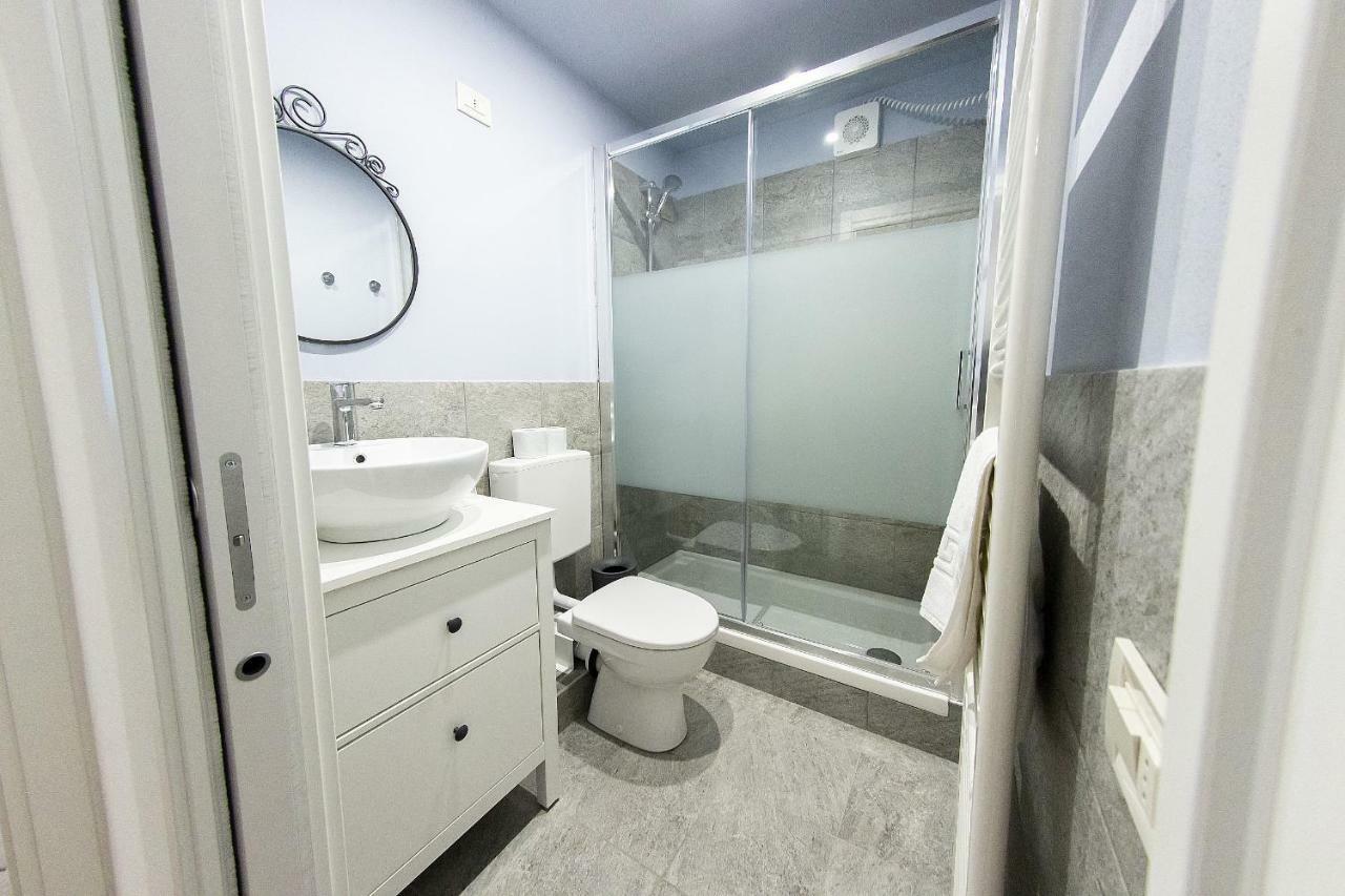 Vivaverona Rooms Bagian luar foto