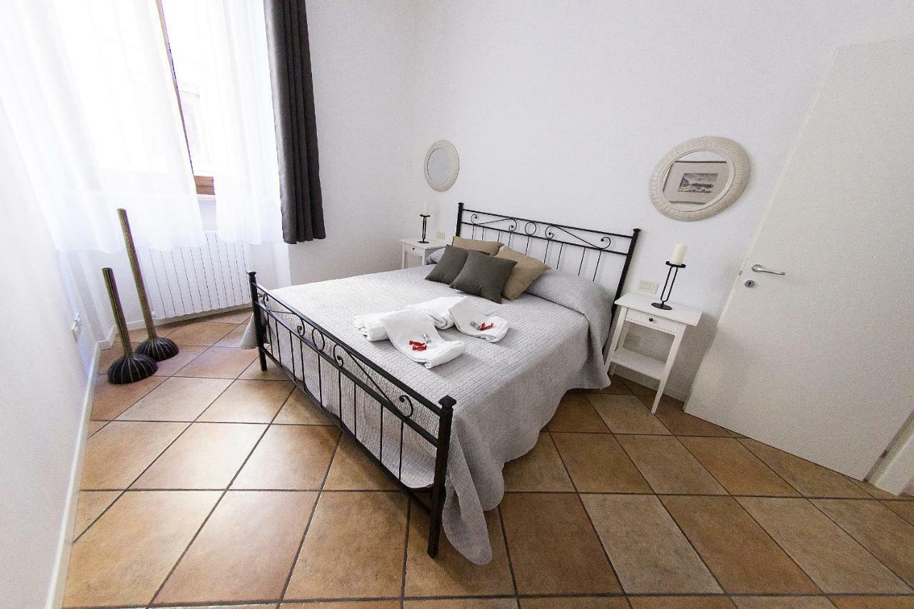 Vivaverona Rooms Bagian luar foto