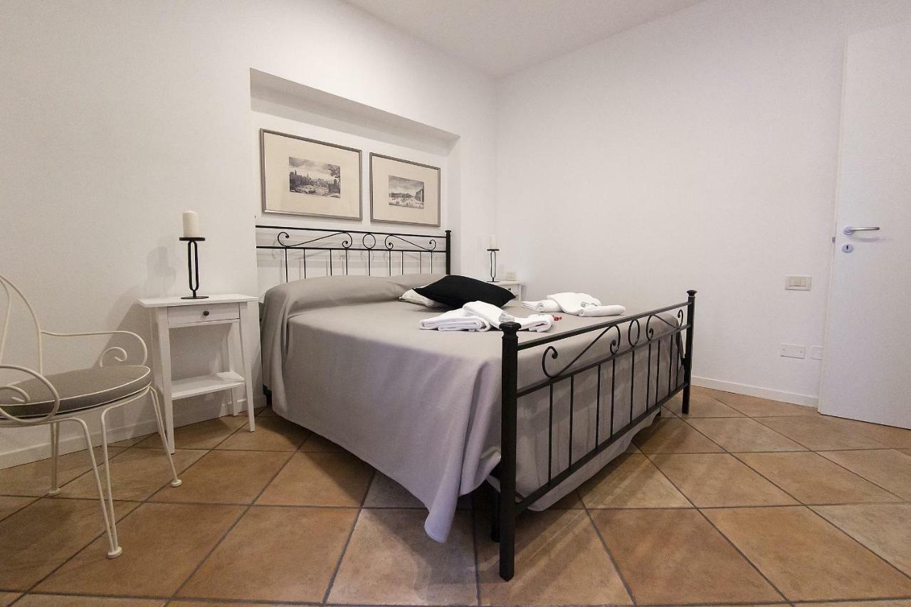 Vivaverona Rooms Bagian luar foto
