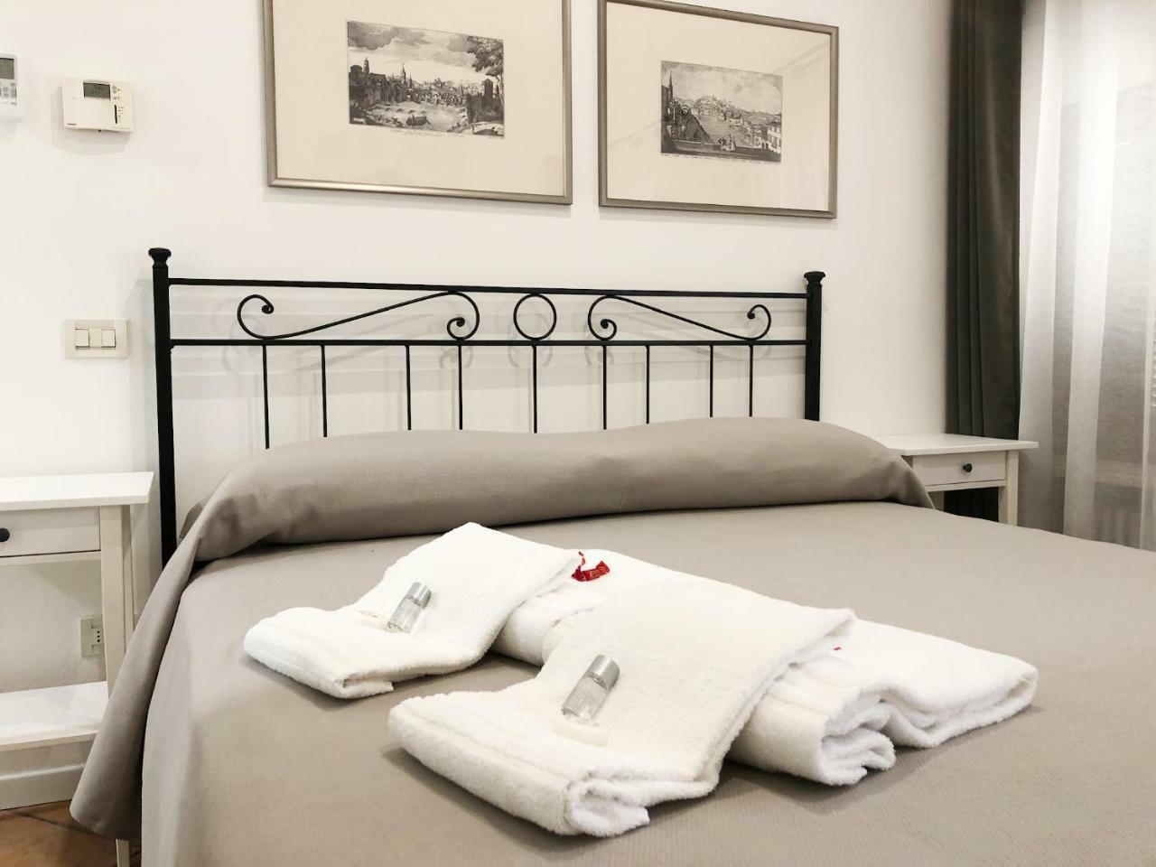 Vivaverona Rooms Bagian luar foto